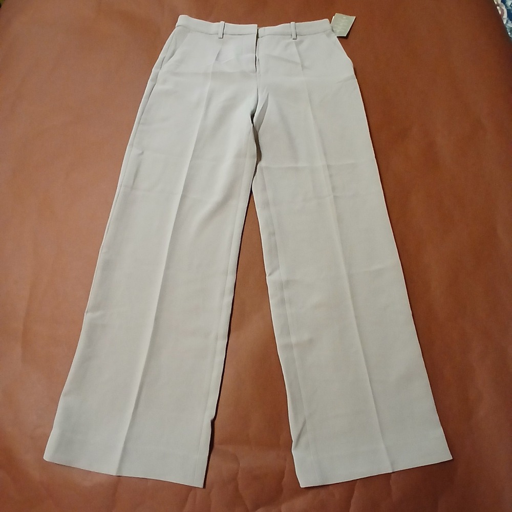 H&M Wide Leg Dress Pants Light Sage Green  Size 8 Comfort Business Casual